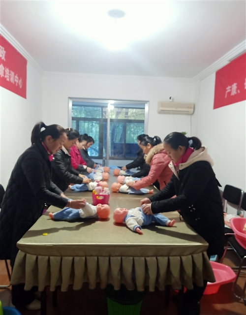 岳阳月嫂，岳阳育婴师，岳阳催乳师，岳阳产后康复，岳阳小儿推拿培训中心